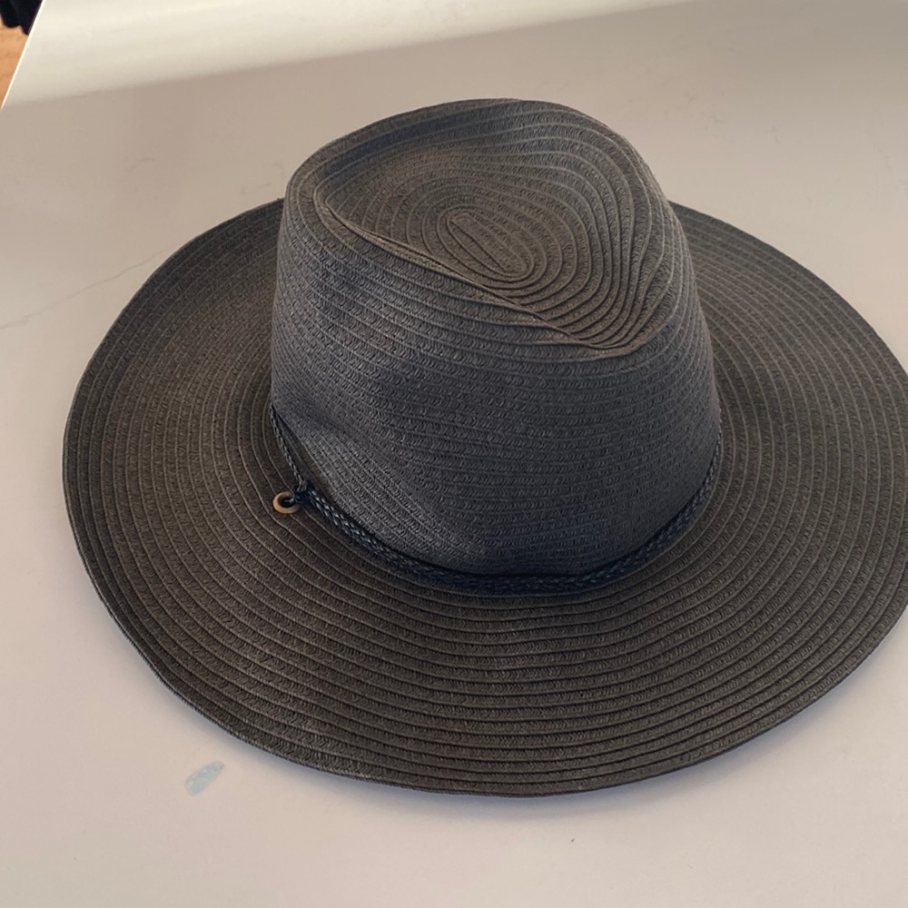 Black western style sun hat